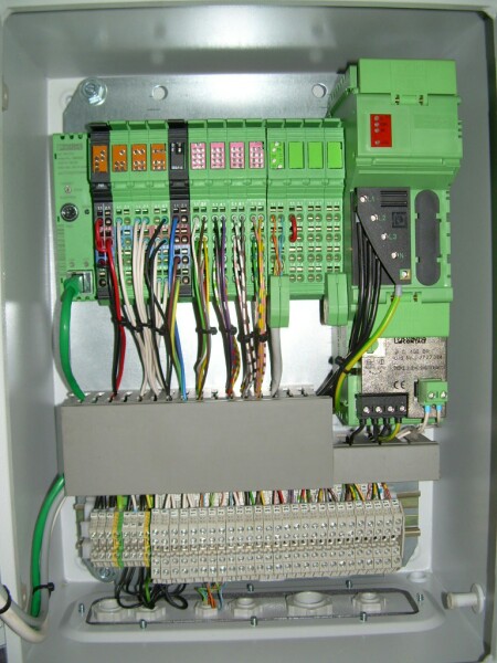Stepconveyro Controller Inside, Texfinity second hand laundry machines